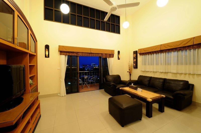 Royal Park Apartments Bãi biển Jomtien Ngoại thất bức ảnh