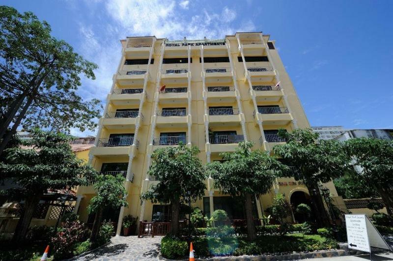 Royal Park Apartments Bãi biển Jomtien Ngoại thất bức ảnh